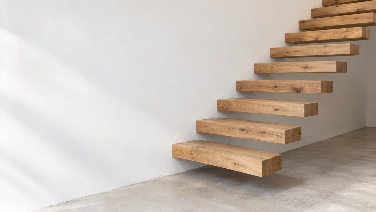 Floating stair treads